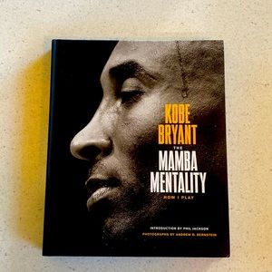 🎄KOBE BRYANT BOOK ‘THE MAMBA MENTALITY’ New!🎄